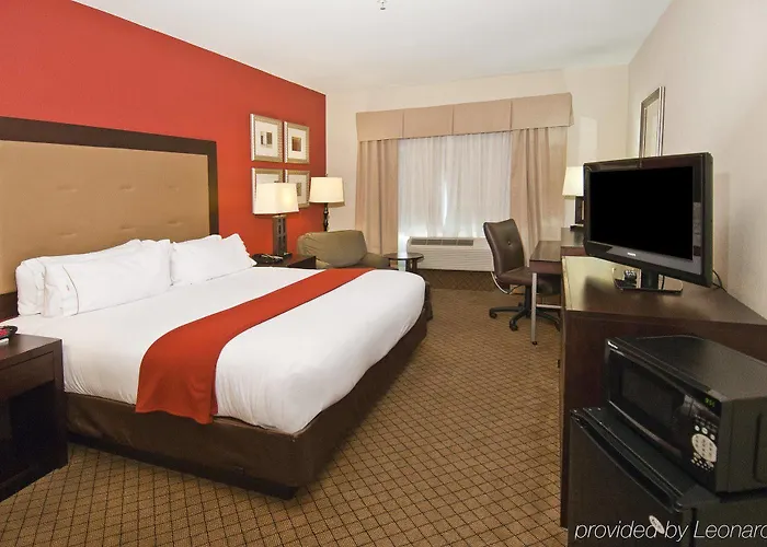 Express & South By Ihg 2*